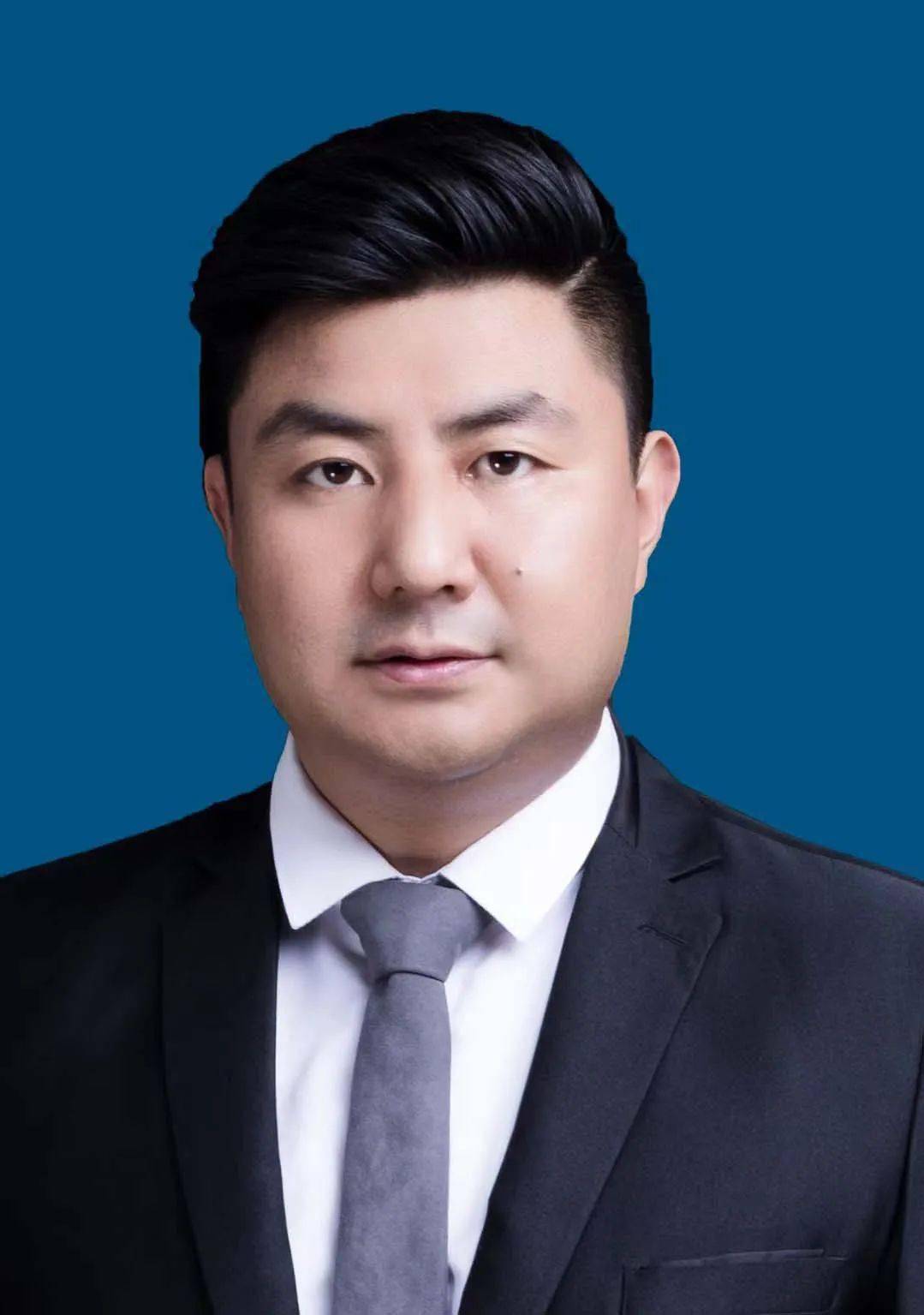 中小企业在西安的家part 01西企协分会会长01分会会长陈金催刘辉