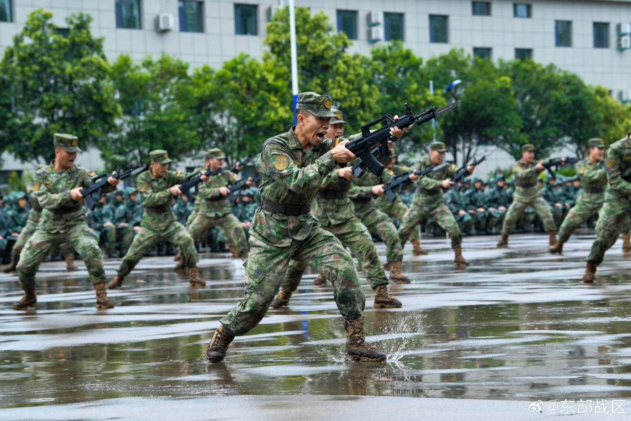 火箭军秋季新兵开训