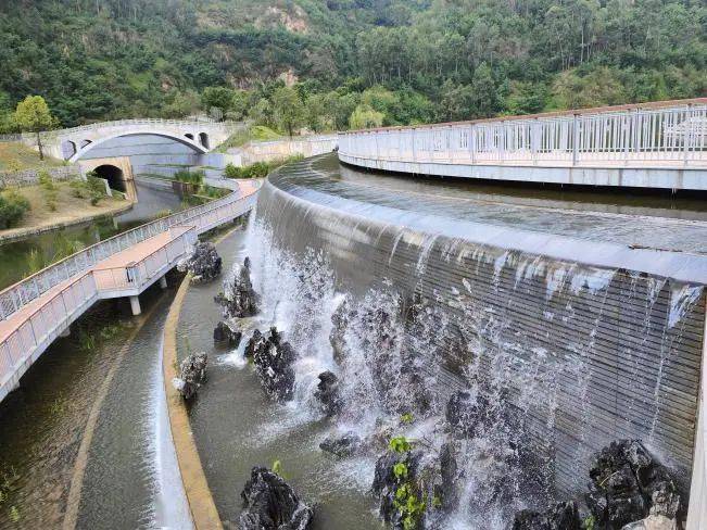 靓爆了~南沙首个亲水瀑布公园投入使用,有空赶紧去打卡~_工程_生态