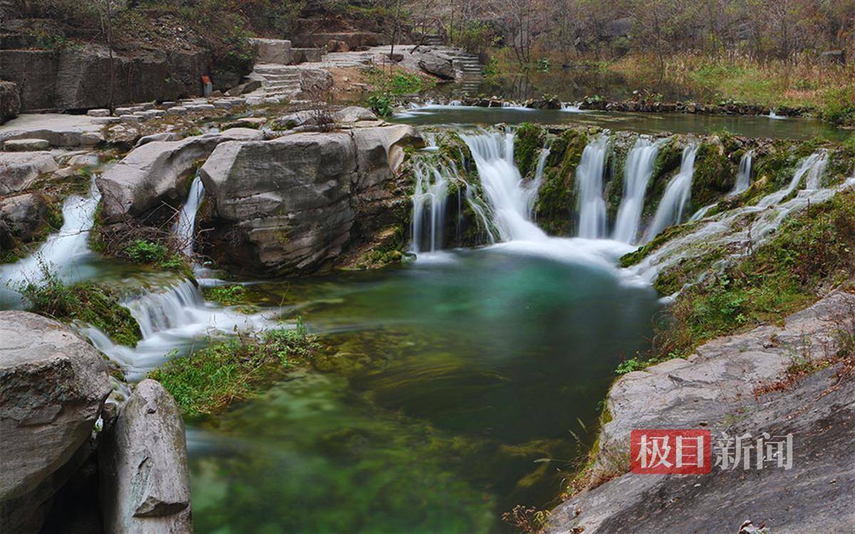 雷火电竞游客吐槽山西一5A景区厕所向河中排污悬崖边护栏仅90厘米高景区：将闭园整改