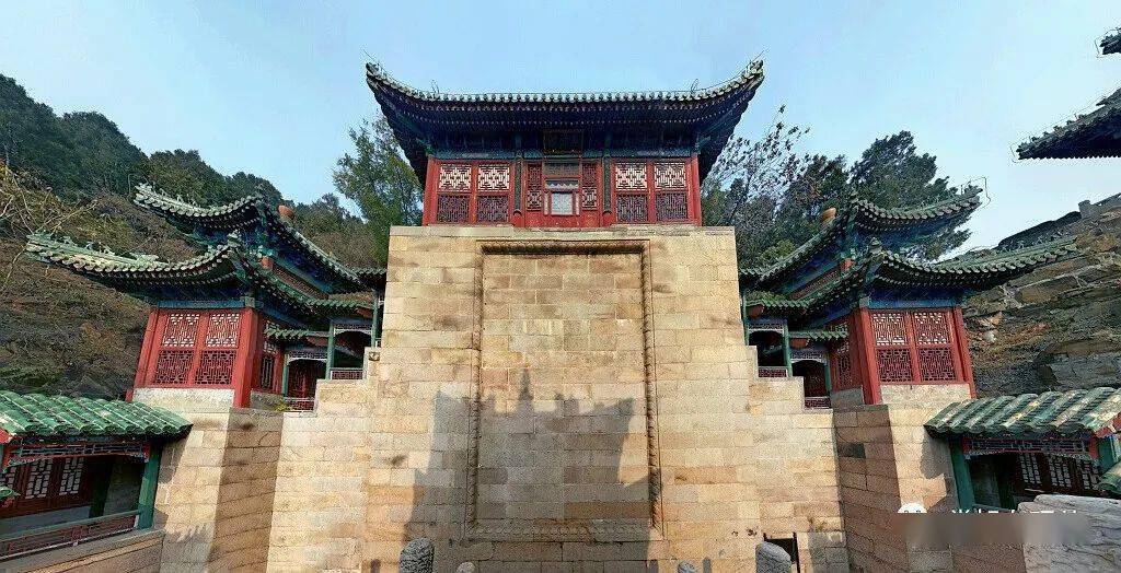 细赏颐和园 之 铜亭