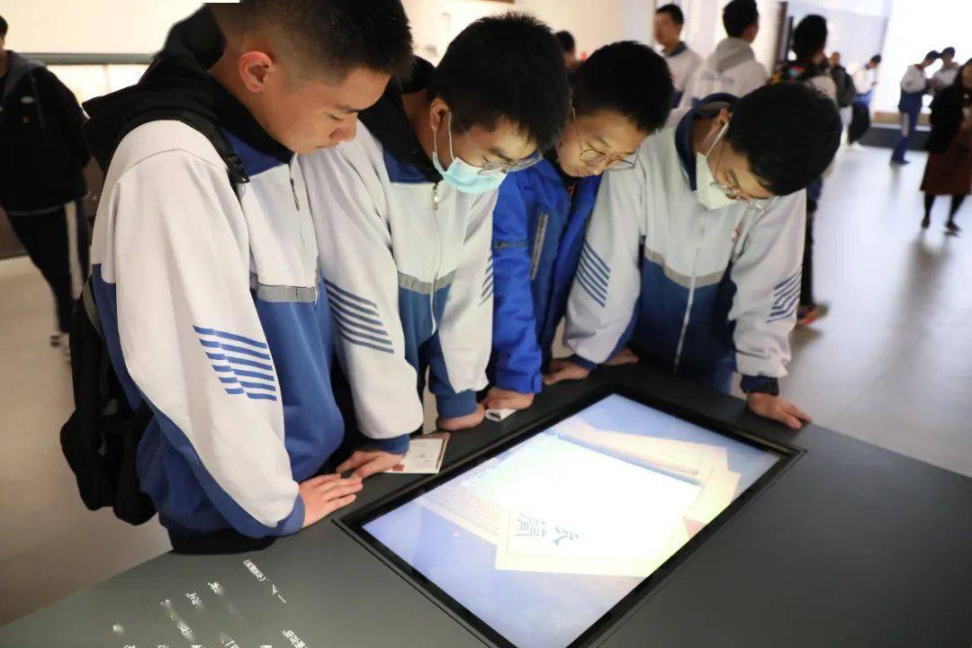 甘肃简牍博物馆与兰州树人中学签署馆校共建协议_文化_教育_传统