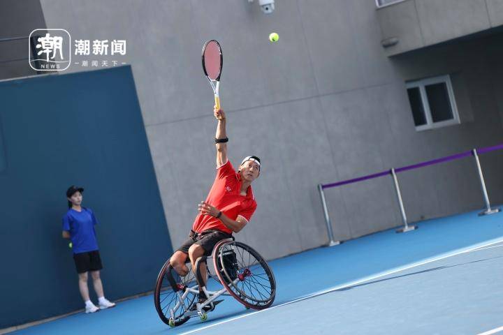 亚残运会轮椅网球开赛:臀部不能离开轮椅,允许网球"
