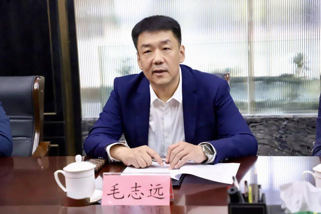 毛志远表示,一周一次的联合会商,将高效推动河南农投集团涉种产业项目