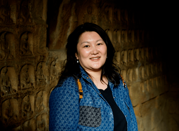 邓菲复旦大学文史研究院教授北京大学历史系学士,英国牛津大学东方学