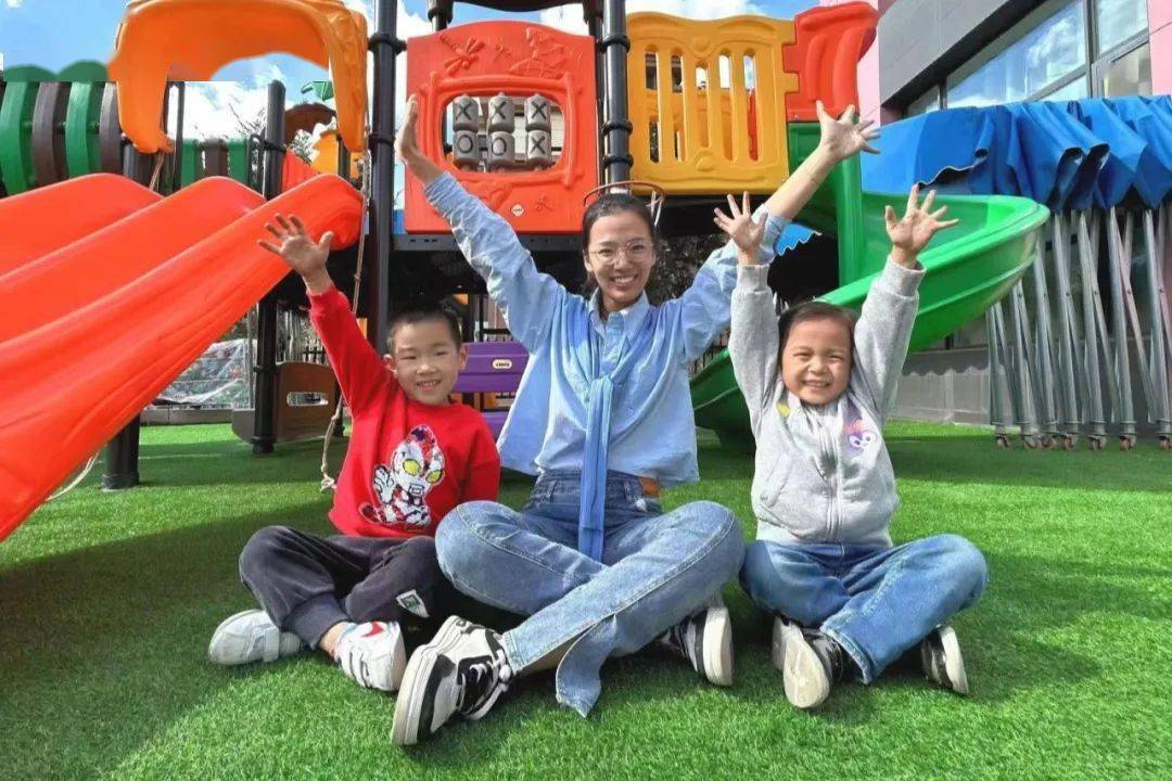 全环境立德树人 | 勤思巧干 以德育人——周涛名班主任工作室介绍