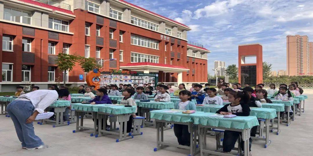 【梅园德育】 课堂礼仪展风采 文明创建我助力—梅园路小学教育集团