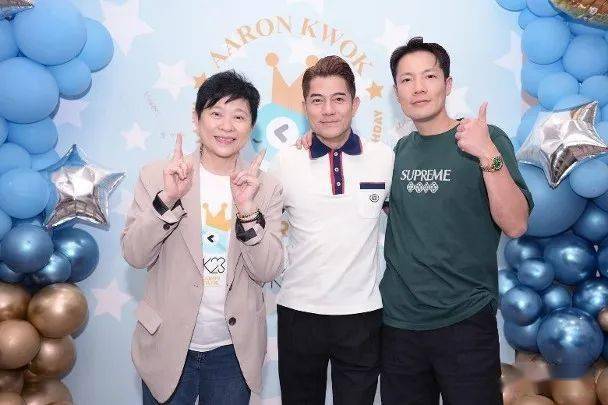 郭富城开p贺生辰 邱淑贞夫妇激罕现身_好友_照片_生日