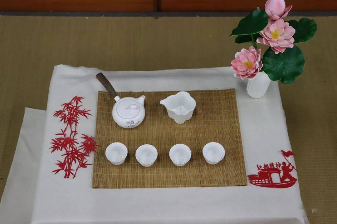 茶艺中的67鞠躬礼,您都了解吗?_上身_大腿_低头