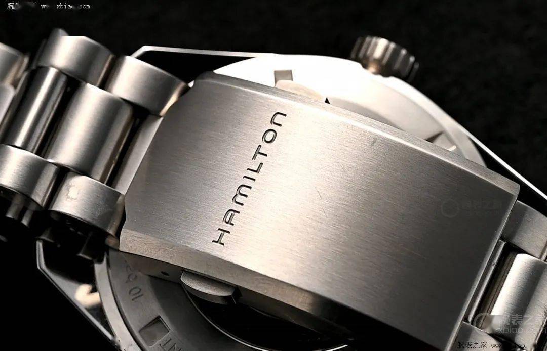 h-10机芯在eta方面的型号为c07.611,对应的是金属擒纵.