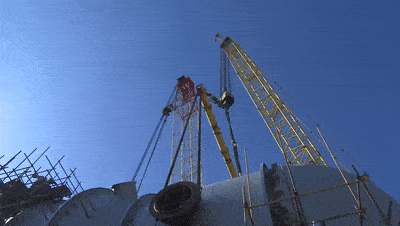 重1200吨!兰石重装急冷水塔完成地面合拢戴帽_设备_塔上_吊车