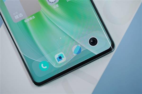 vivo史上最轻薄5000mAh手机！vivo Y100图赏(图12)