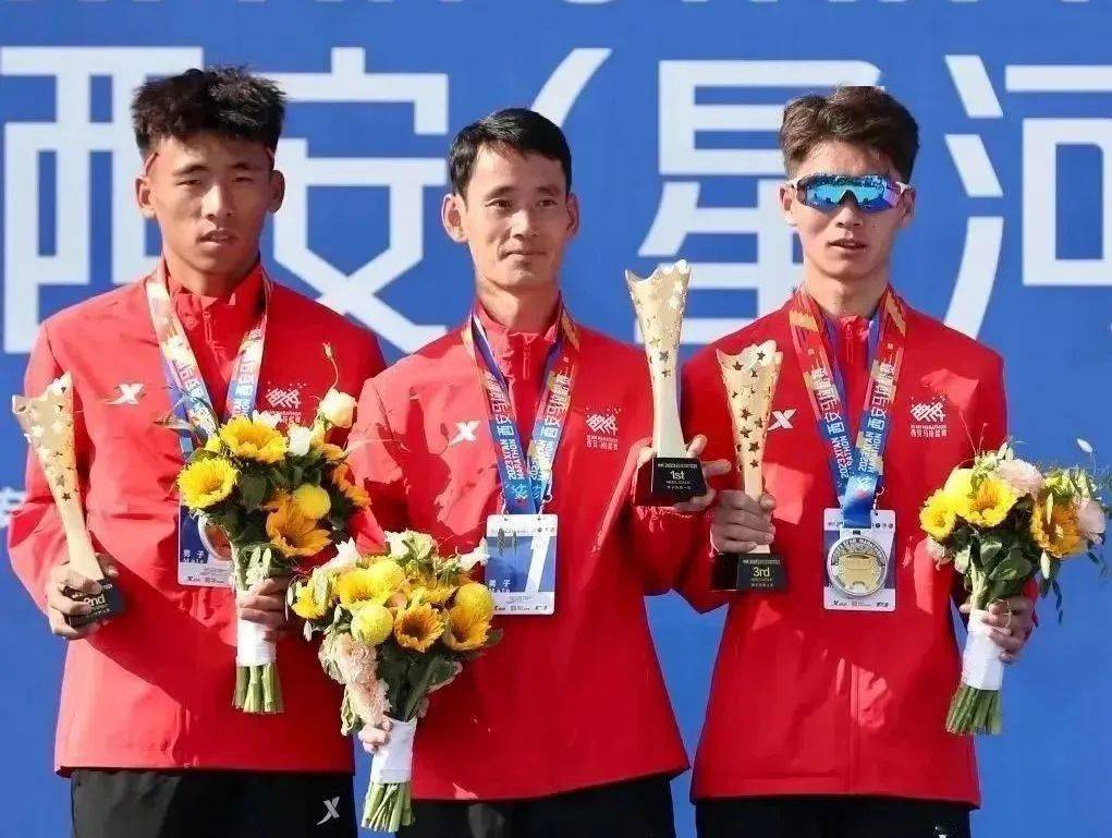 云南籍运动员陈天宇刷新pb获得全国马拉松锦标赛第一名_比赛_小时