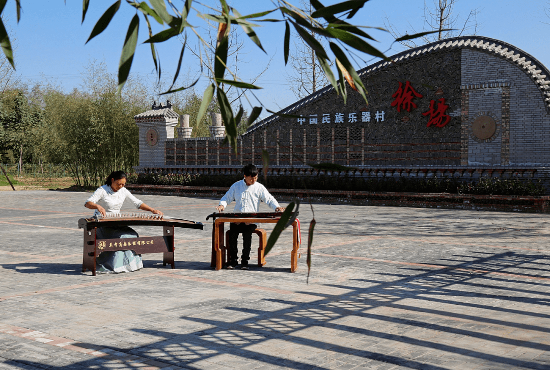 社会主义核心价值观主题教育活动丨【阅游·悦读】探访中国民族乐器之
