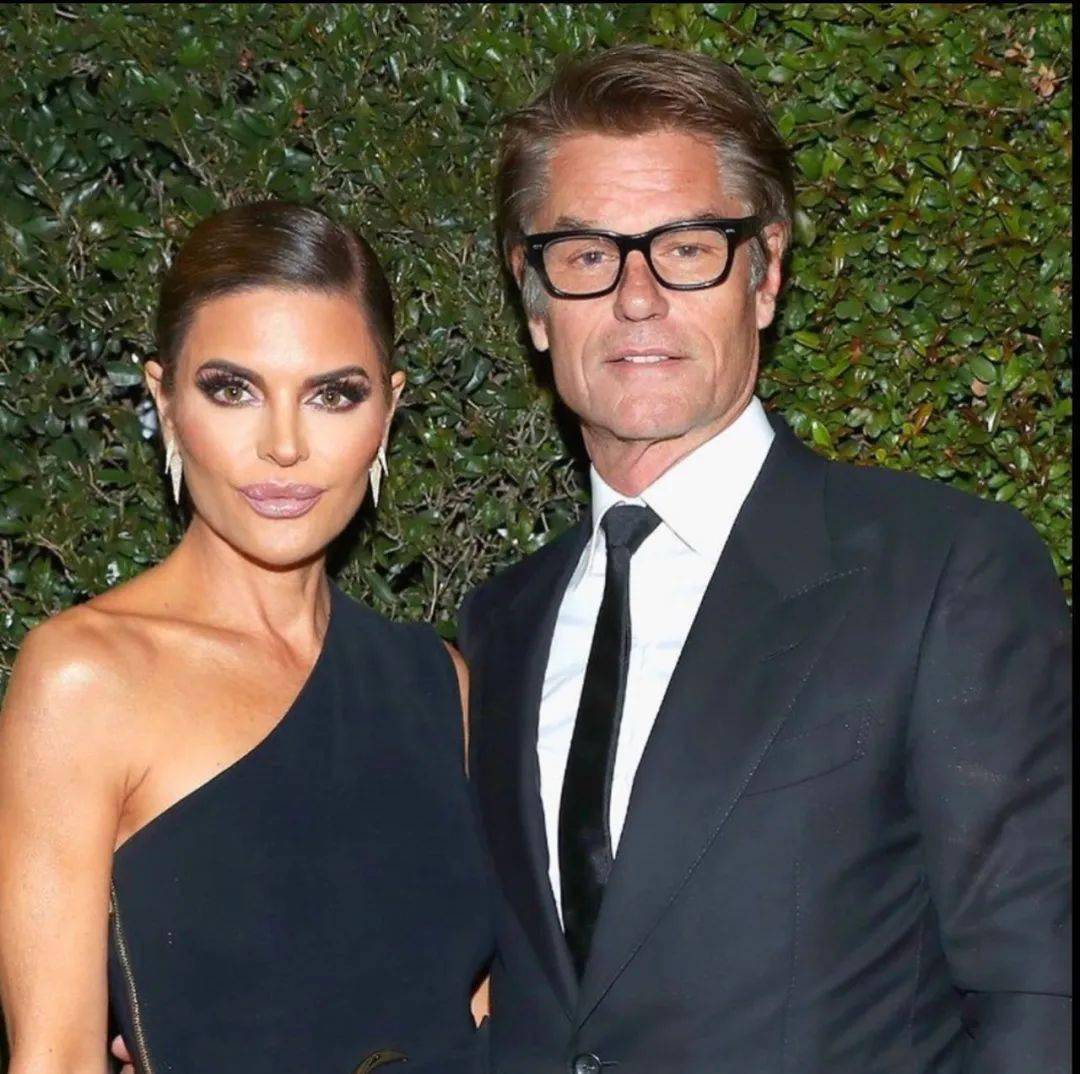 lisa 在时尚圈依然所向披靡,争议无法打倒她!_rinna_性格_女儿