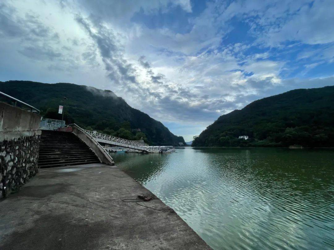 风景区也是广东省自然保护区是国家4a级旅游景区位于梅州市蕉岭县长潭