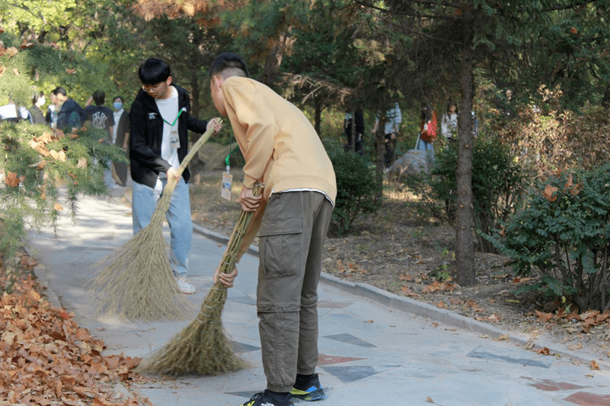 打扫校园图片大学图片