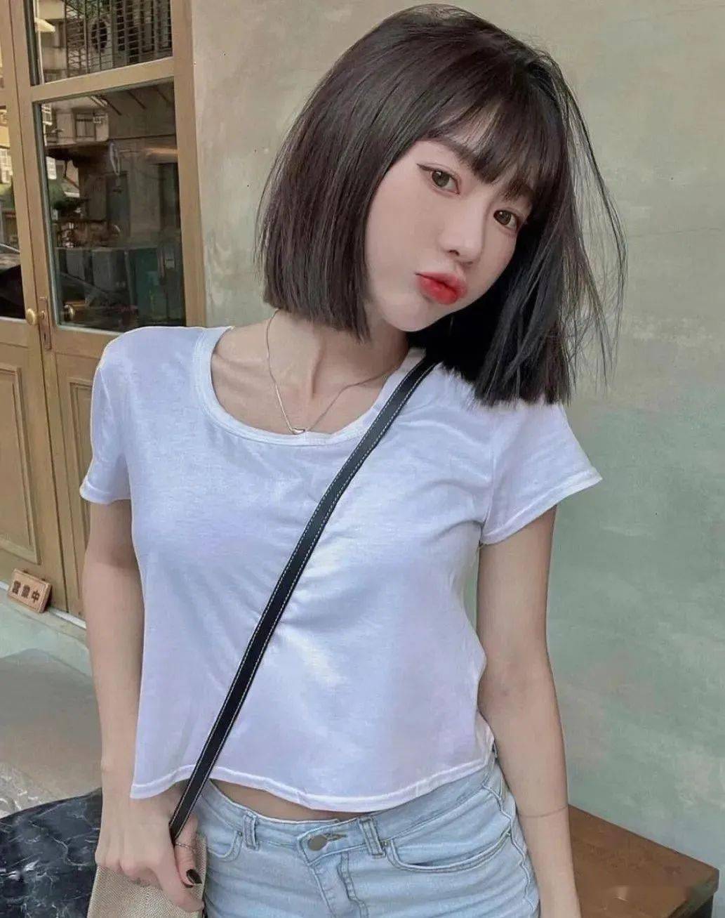 剪短发,显胸大 ……_发型_中国_人类