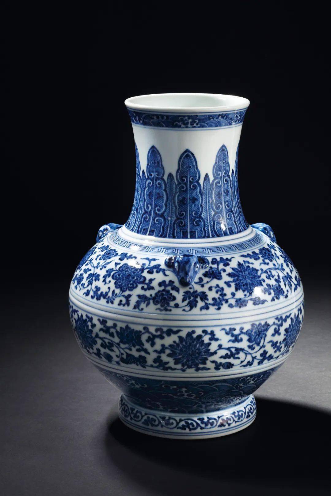 8厘米博古清供清 漆地嵌八宝博古纹挂屏长100厘米,宽63厘米明 崇祯 "