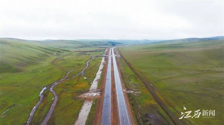 江西日报整版报道:丝路和畅 途顺心连_项目_施工_扩建