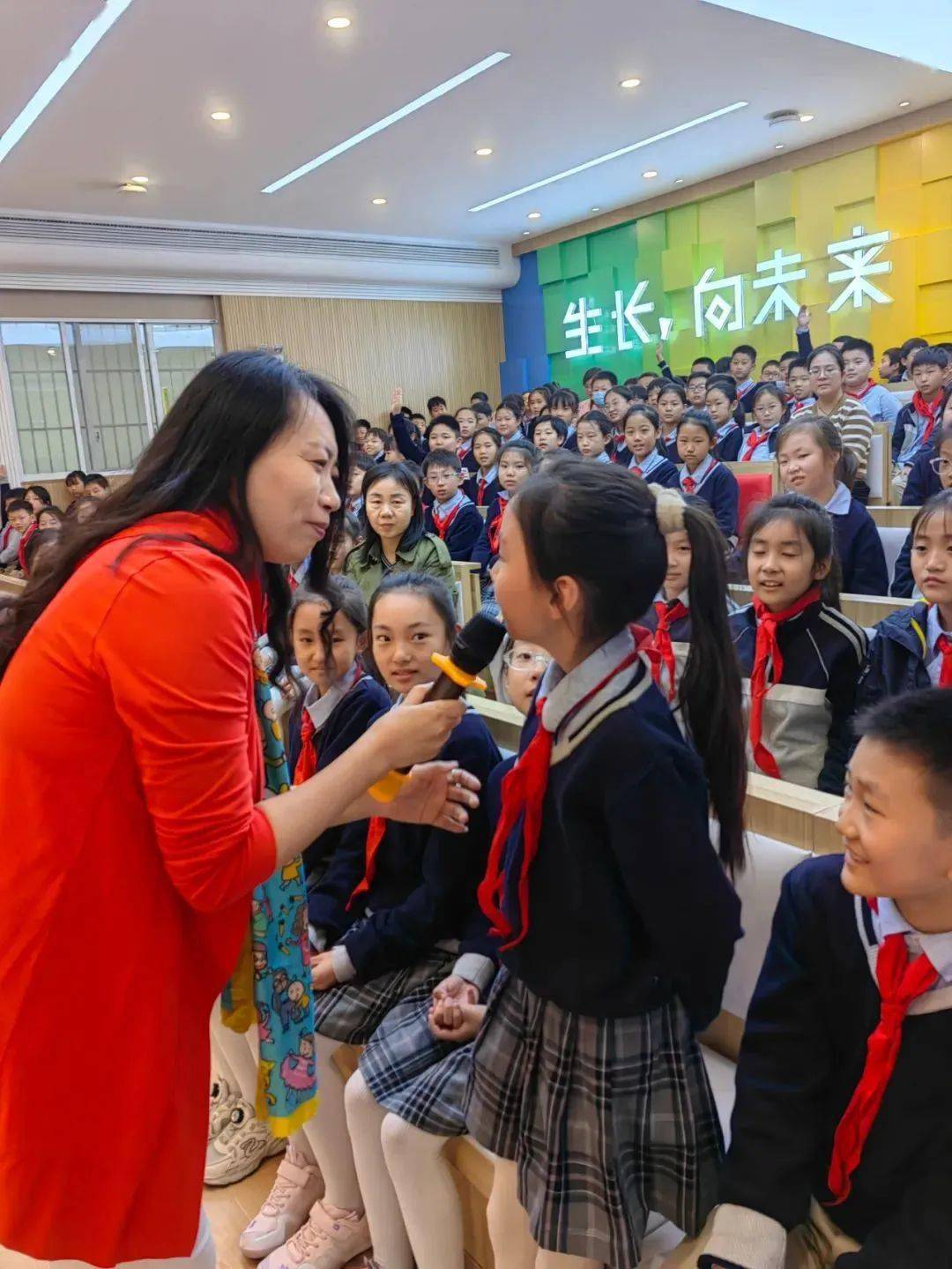 著名儿童文学作家黄宇传授阅读写作秘籍,给笔下主人公"找麻烦"_故事