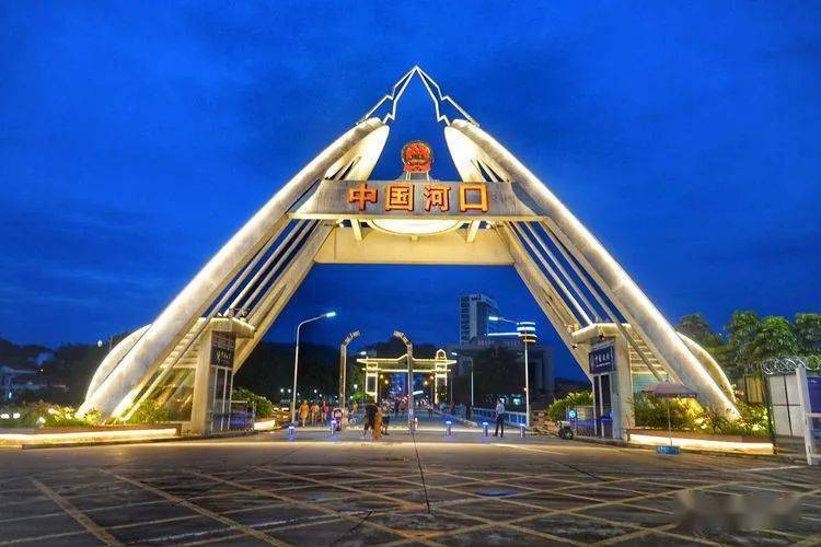 骑彩云南之中越边境行_个旧_弥勒_企业