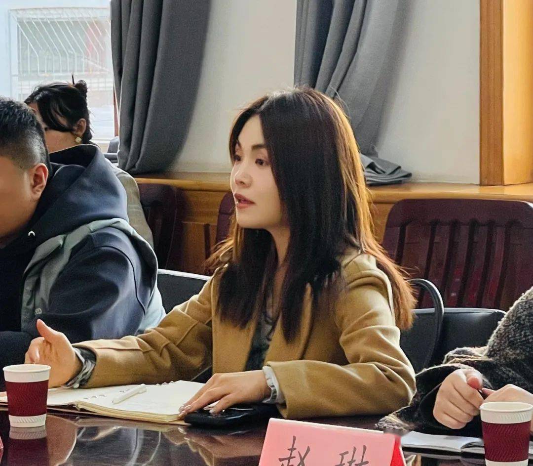 韩肖清院长首先对魏晓红总经理一行表示热烈的欢迎.