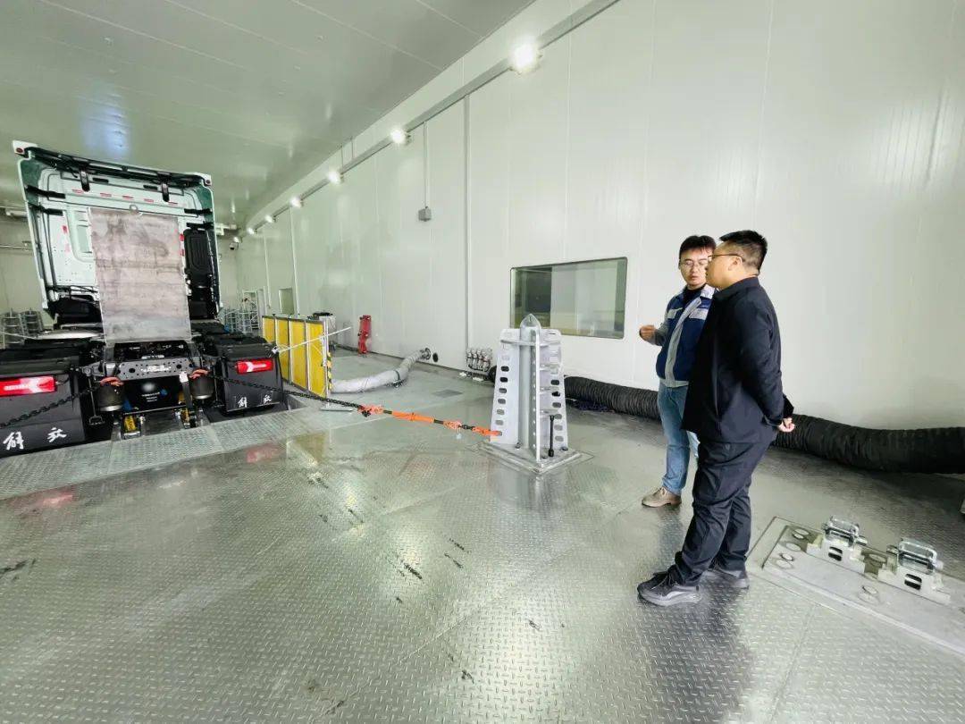 数字化检测助力智能网联汽车高质量发展高峰论坛暨2023年河南省汽车行业年会成功召开