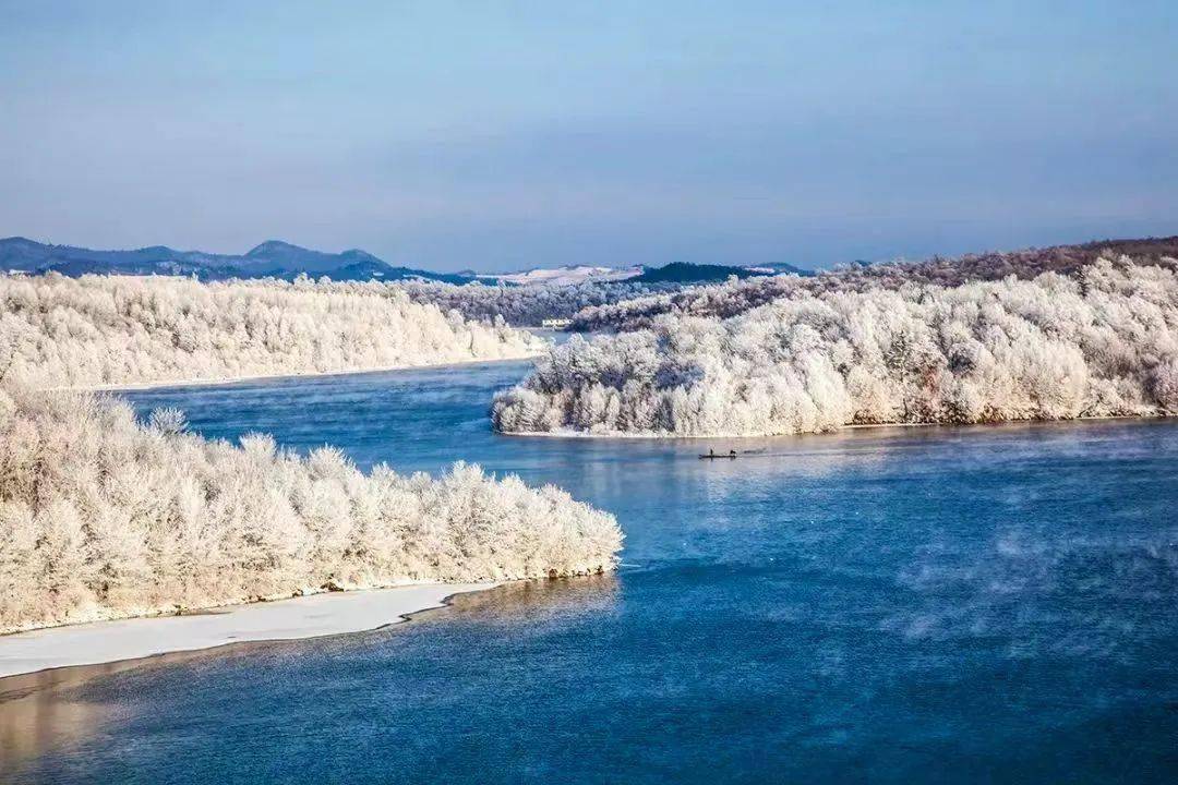 11月,您将拥有一个名副其实的"白"山_白山_地址_旅游