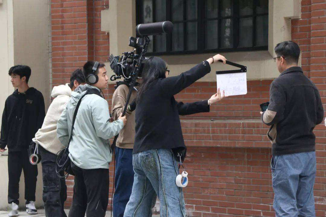现实走向未来"在川影,发挥想象力探索科幻影像未来八支战队的成片如何