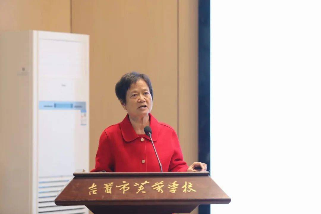 湘西土家族苗族自治州教育和体育局党组书记,局长田勇,湘西土家族苗族