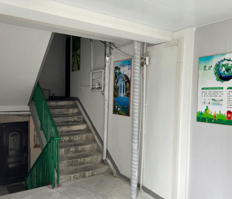 "脏乱差"的楼道变美了!他们如何扮靓家园?_改造_居民_小区