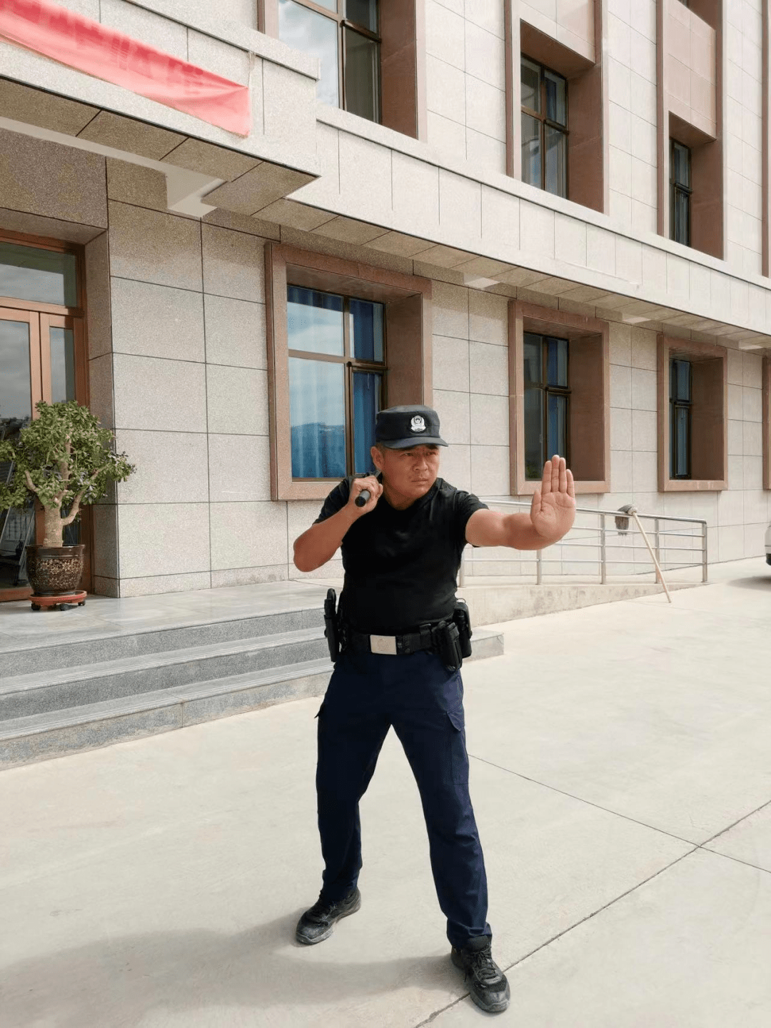 巡特警辅警服装图片图片