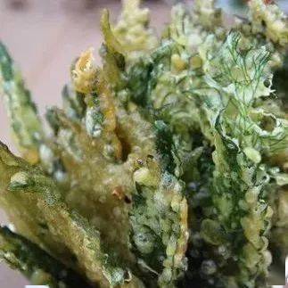 起从南向北把小镇拉得悠长一条"回龙场"古街青木川曾是入川的要道之一