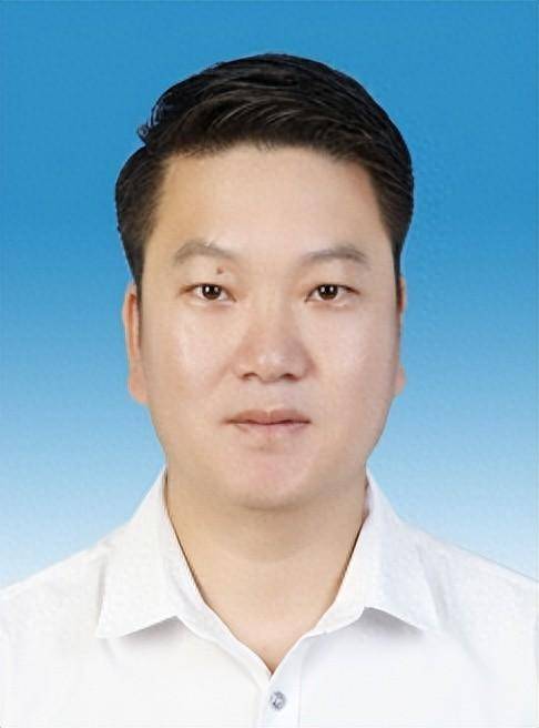 江西九江两地通过人事任免_彭泽县_庐山_职务