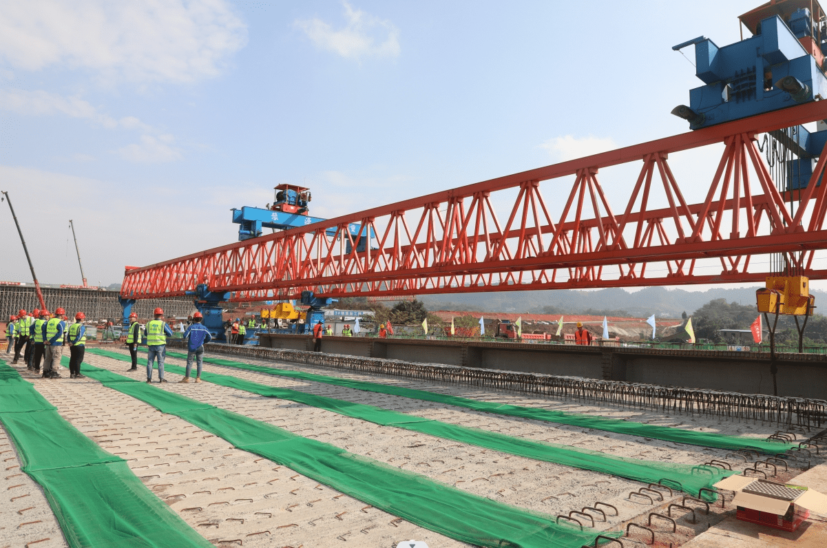 国道247线宜宾段工程基本贯通 预计年底达到通车条件_翠屏区_施工