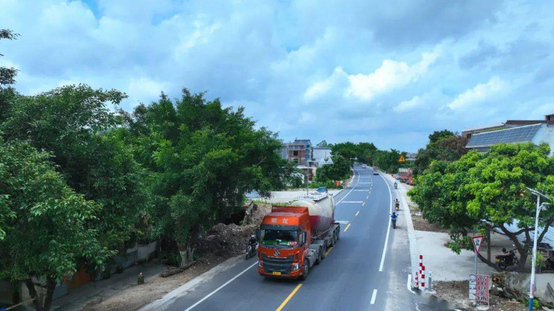 兴业沙塘镇至张榕村段沥青路面大修工程完工_玉林_the_me