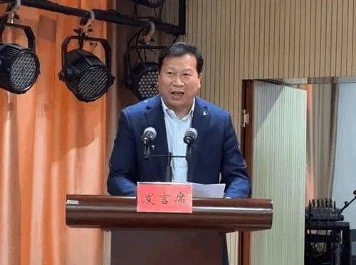 宿豫区"奉献爱心情暖未来" 捐赠仪式隆重举行_基金会_初中_妇儿