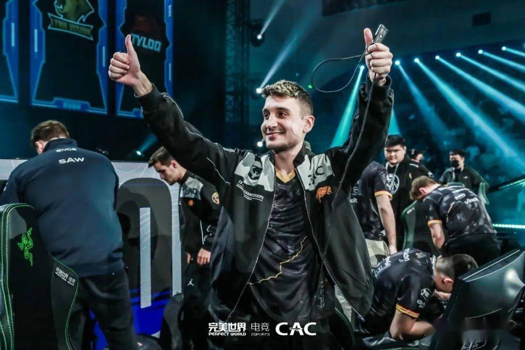 faze clan勇夺cac 2023冠军!