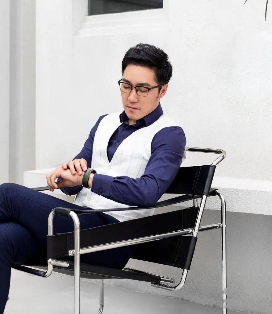 王自如,让全网打工人自愧不如_数码_评测_职场