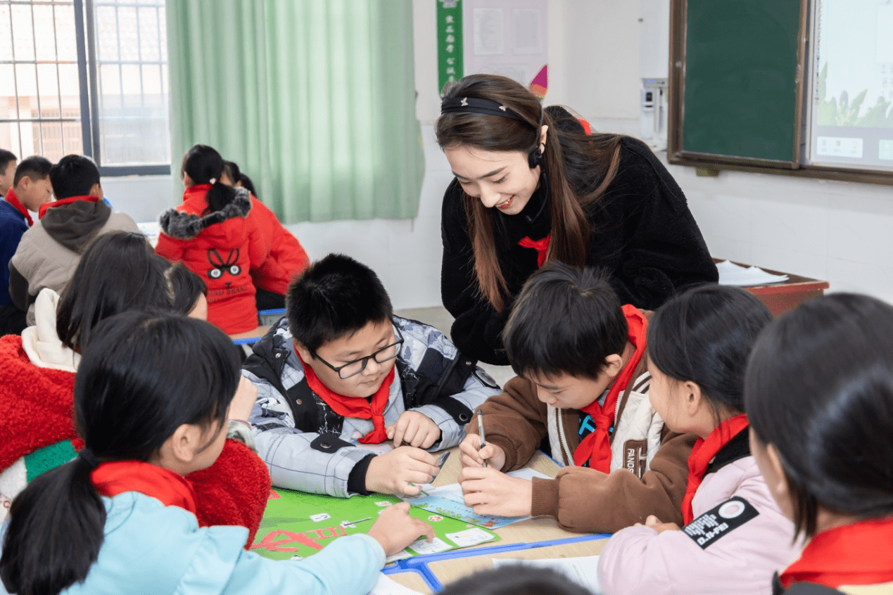 湖南娄底:中小学少先队名师工作室开展"送教下乡"活动_实践_发展_反思