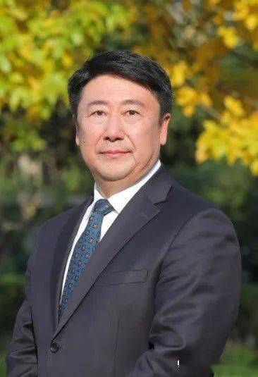2023年11月20日(星期一)13:30-15:00报告人:刘春明博士,教授,北京大学