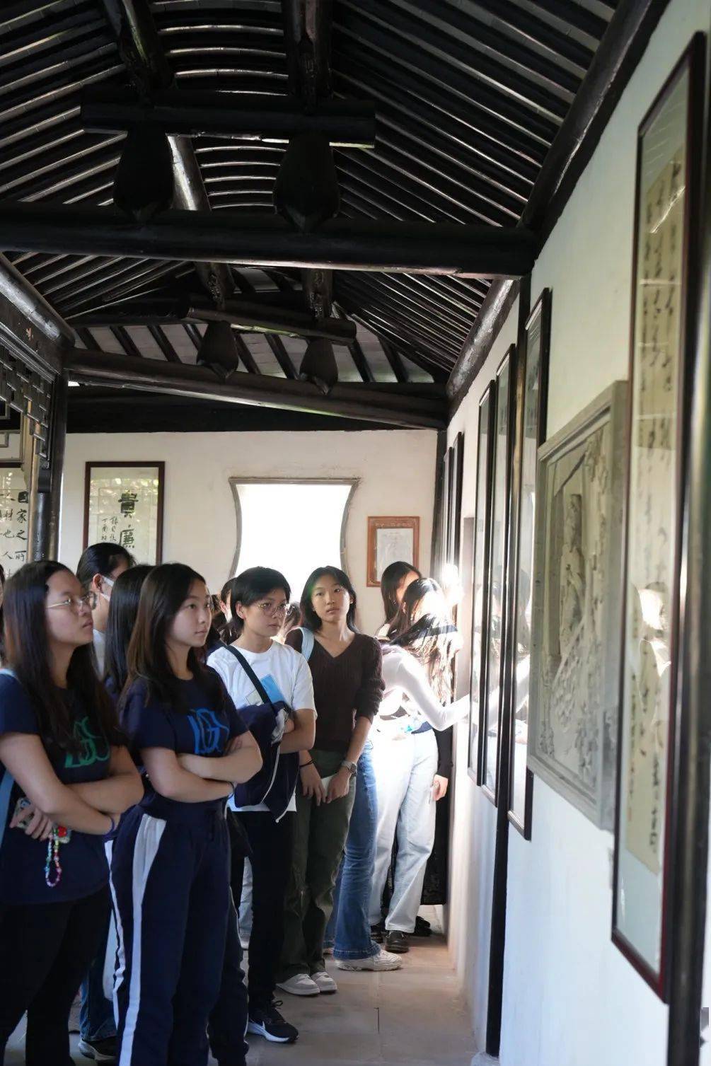 基层声影 | 以吾辈青春,护锦绣中华——香港拔萃女书院到访宋庆龄学校