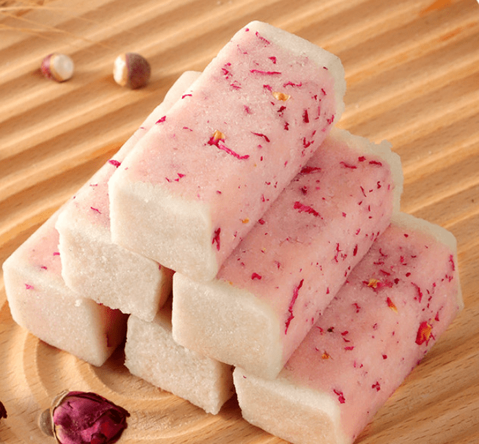 传统美食 ▎美味与颜值并存的玫瑰芡实糕,清甜香糯,花香四溢～_生活