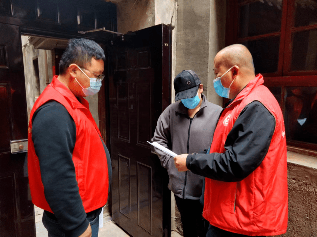 张苏滩村社区:网格治理社区环境 共建靓丽美好家园_群众_居民_杂物