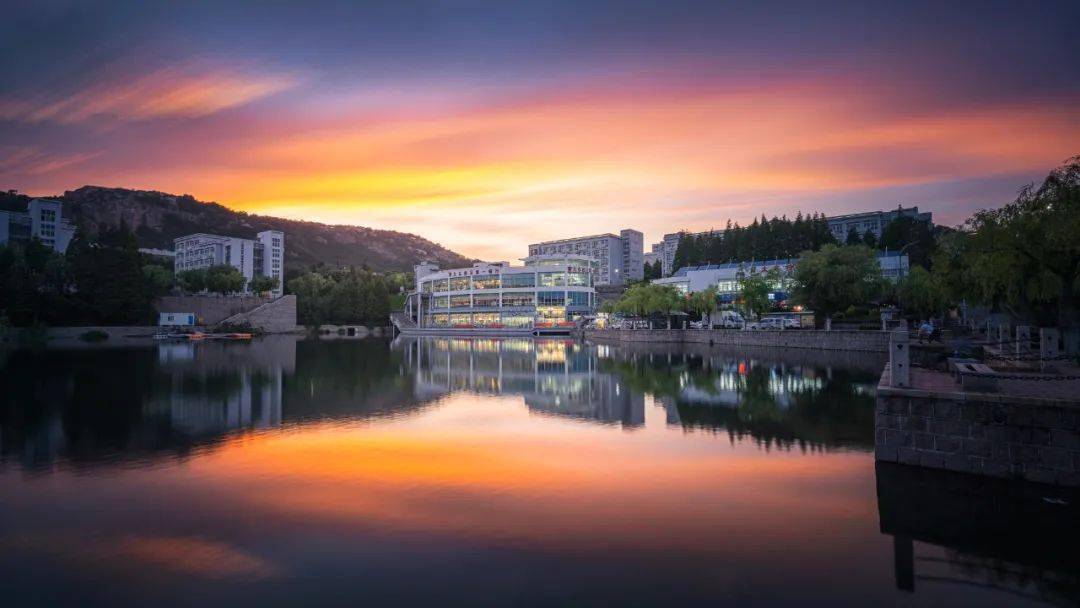 校园_心灵_殿堂