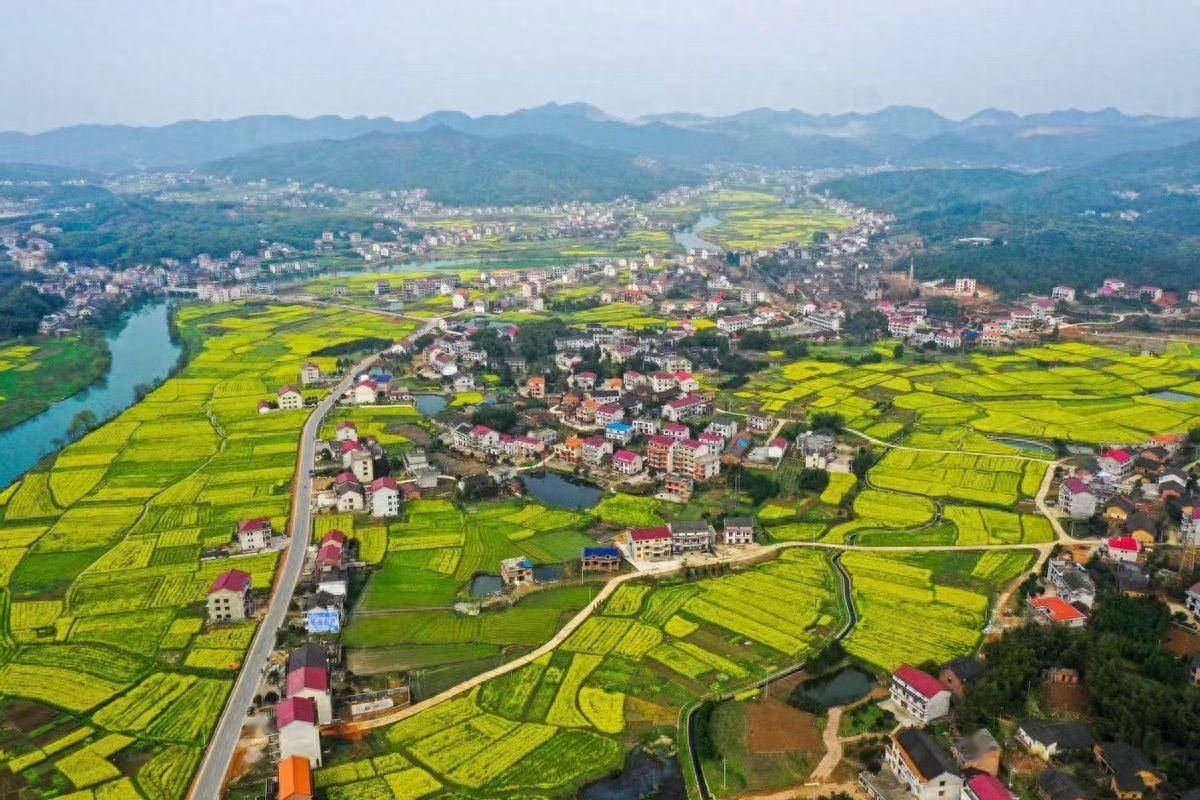 路通出行便 补短板惠民生_曾如初_公路_水洞底镇