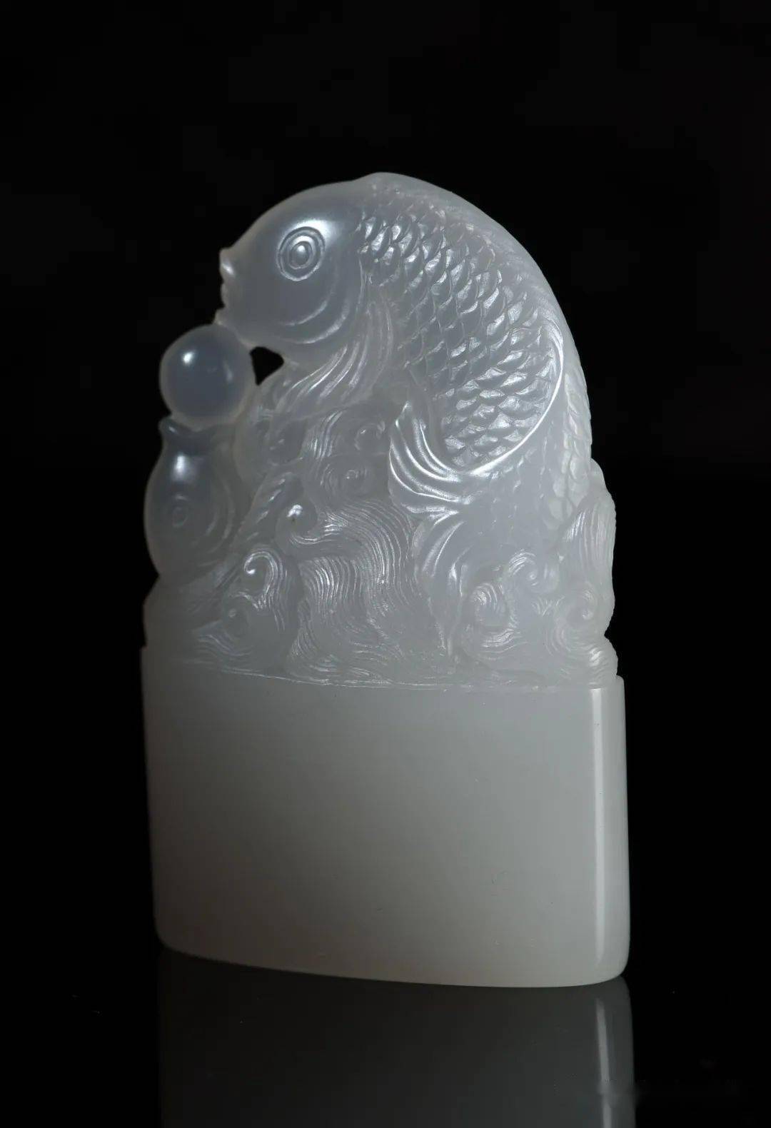 生活中价格极高_白晶石_坑头_钮章