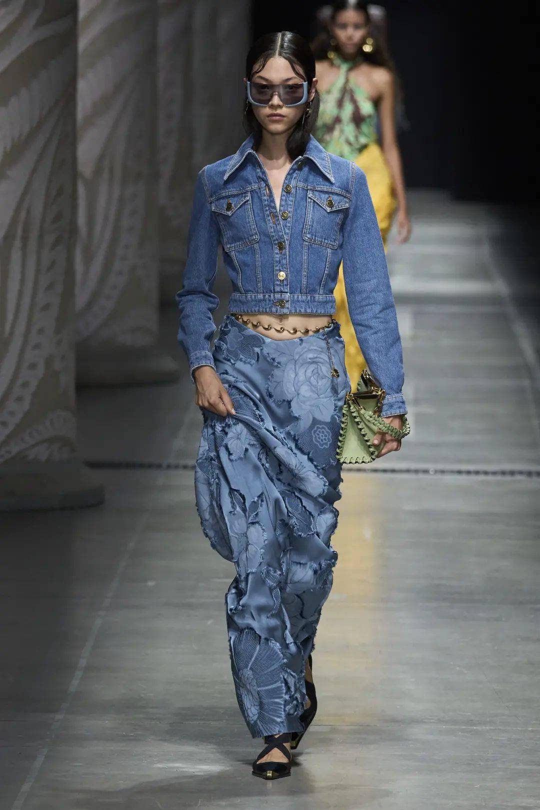 秀场| 时尚牛仔阔腿裤合集