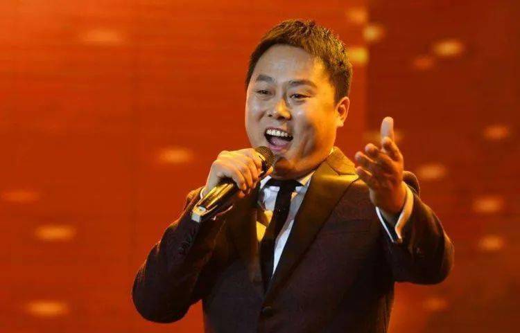 刘大成:从憨厚农民到"欺骗"粉丝,跌下神坛后又"被"意外身亡_农村_口技